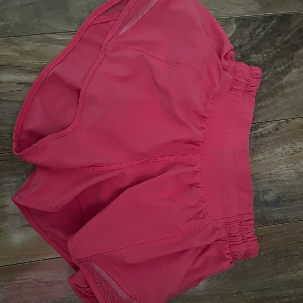 size 0 lululemon 2.5 lipgloss hotty hots